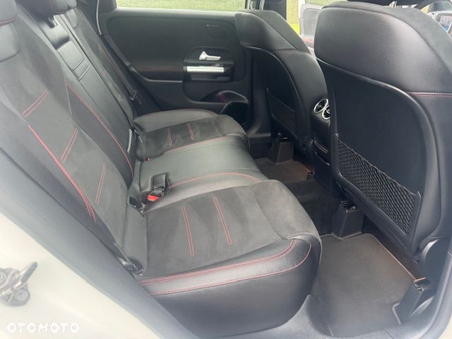 Mercedes-Benz Klasa B - 26