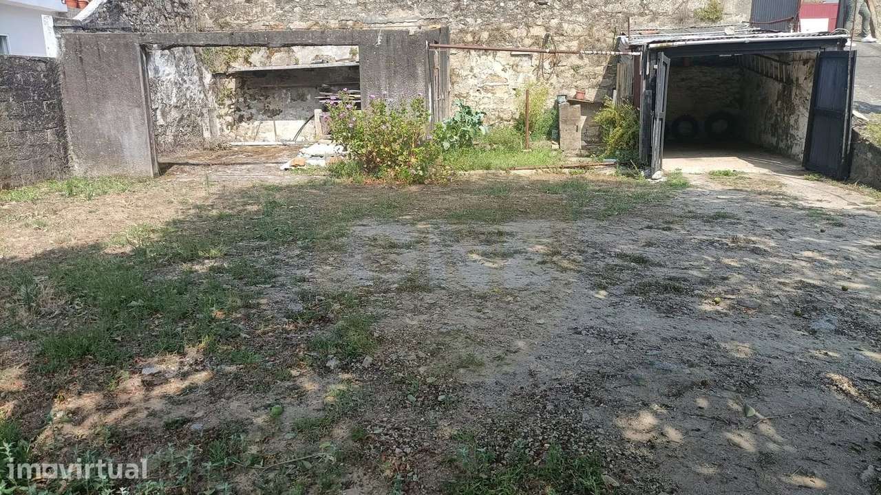 Moradia T4 com terreno à venda em Vilar do Paraíso, Vila Nova de Gaia - Grande imagem: 5/7