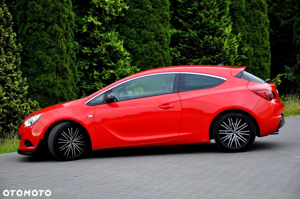 Opel Astra 1.6 Turbo Edition - 21