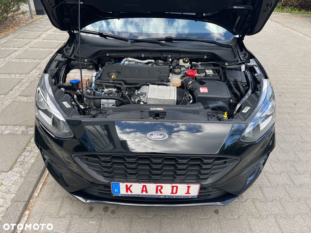 Ford Focus - 32