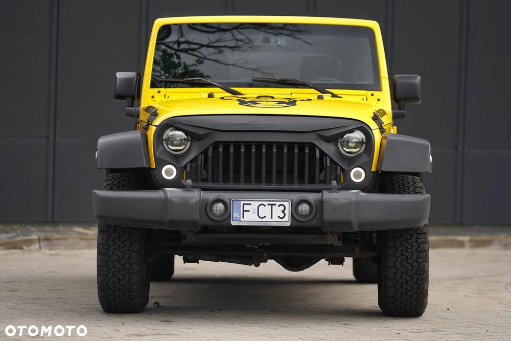 Jeep Wrangler 2015 photo 2
