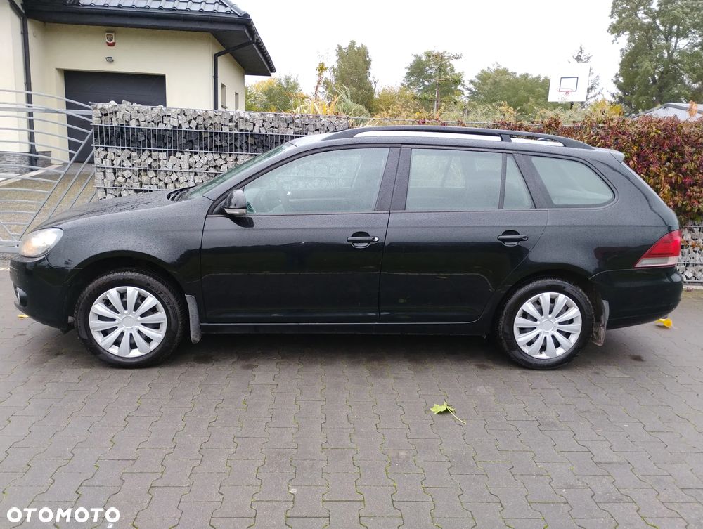 Volkswagen Golf VI 1.6 TDI BlueMot Comfortline - 4