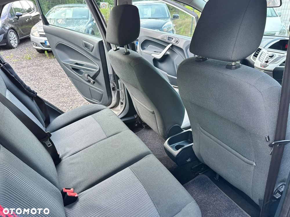 Ford Fiesta - 8