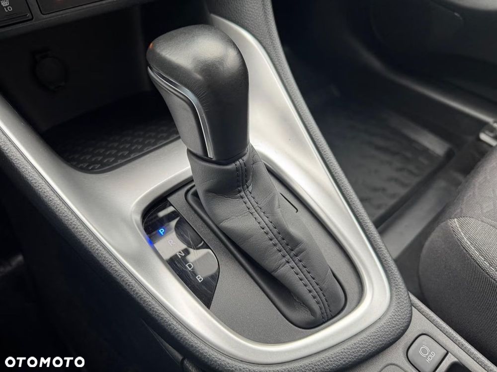 Toyota Yaris Hybrid 1.5 Active - 28