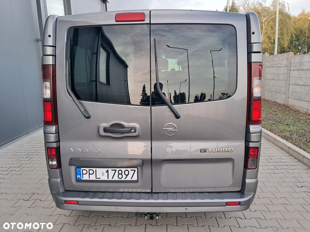 Opel Vivaro - 18