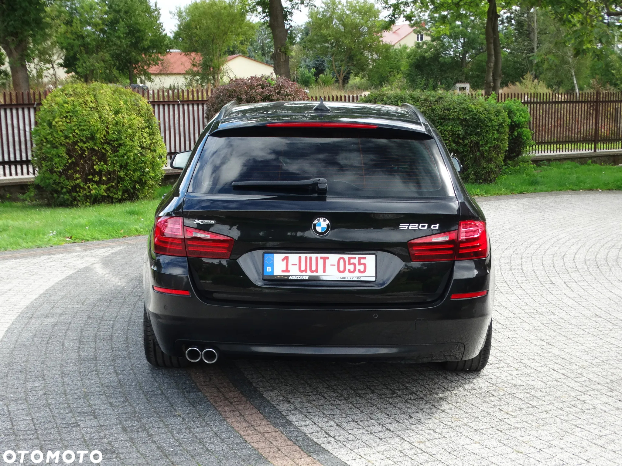 BMW Seria 5 520d xDrive Touring Luxury Line - 7
