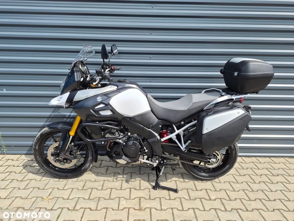 Suzuki DL - 5