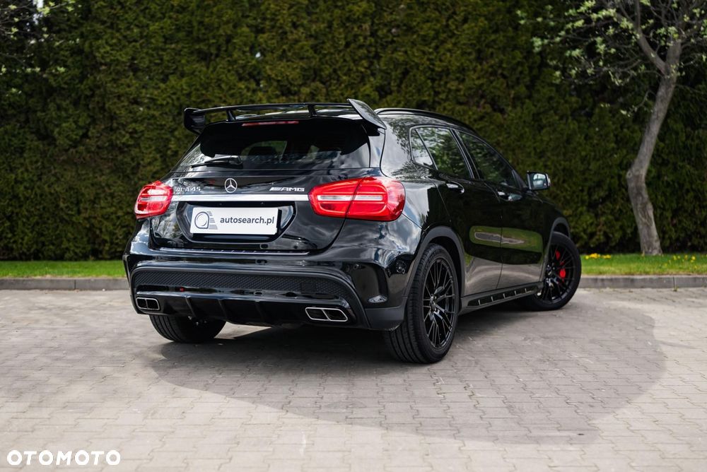 Mercedes-Benz GLA 45 AMG 4-Matic Edition 1 - 6
