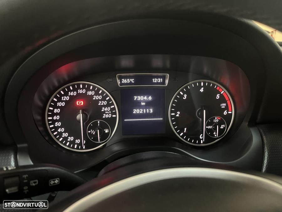 Mercedes-Benz A 200 CDi BE Urban - 14