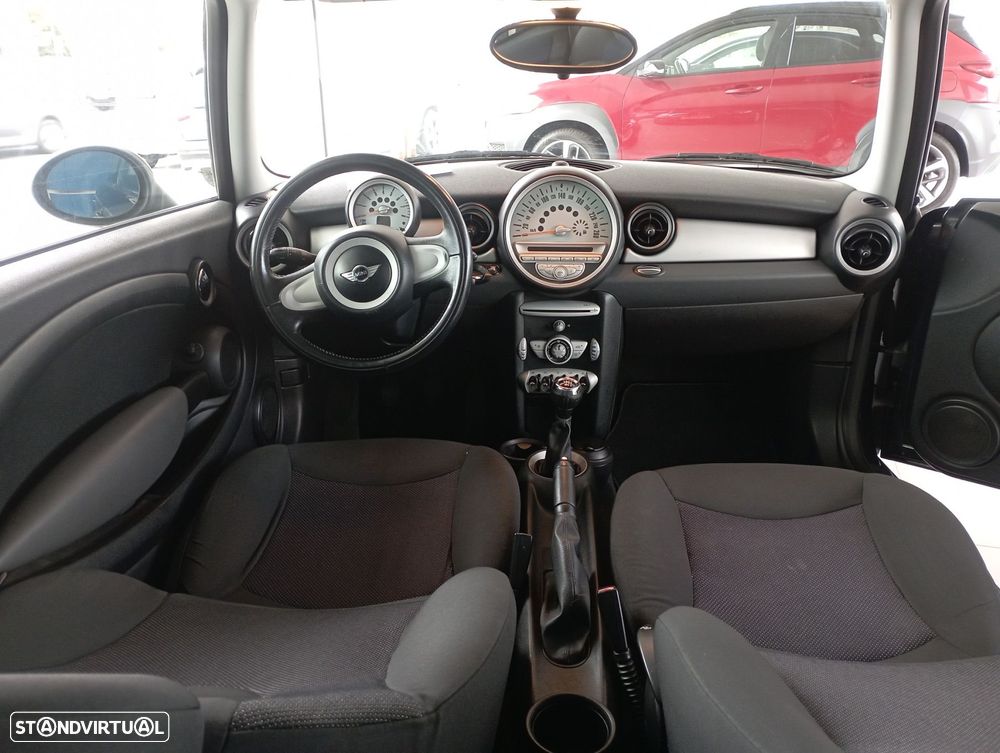 MINI 3 Portas One 1.4 - 6