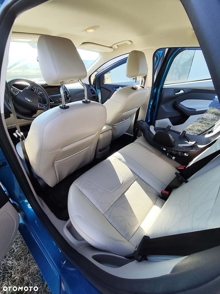 Ford Focus - 7