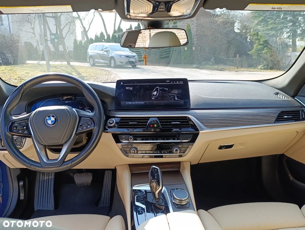 BMW Seria 5 530e - 8