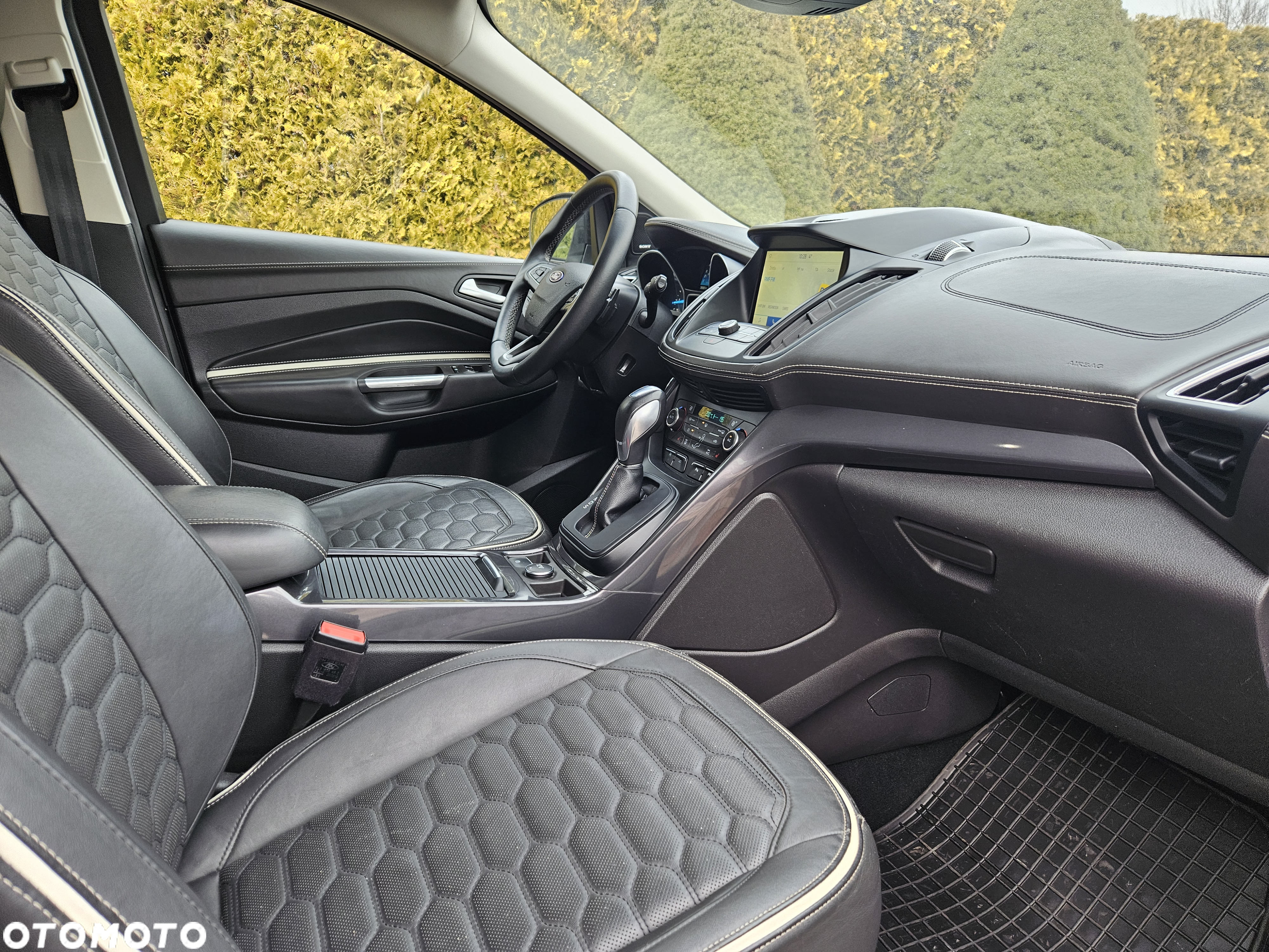 Ford Kuga 2.0 TDCi 4x4 Vignale - 27