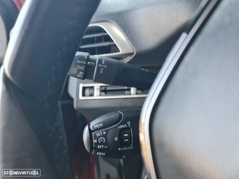 Peugeot 3008 1.6 BlueHDi GT Line Grip Control - 29