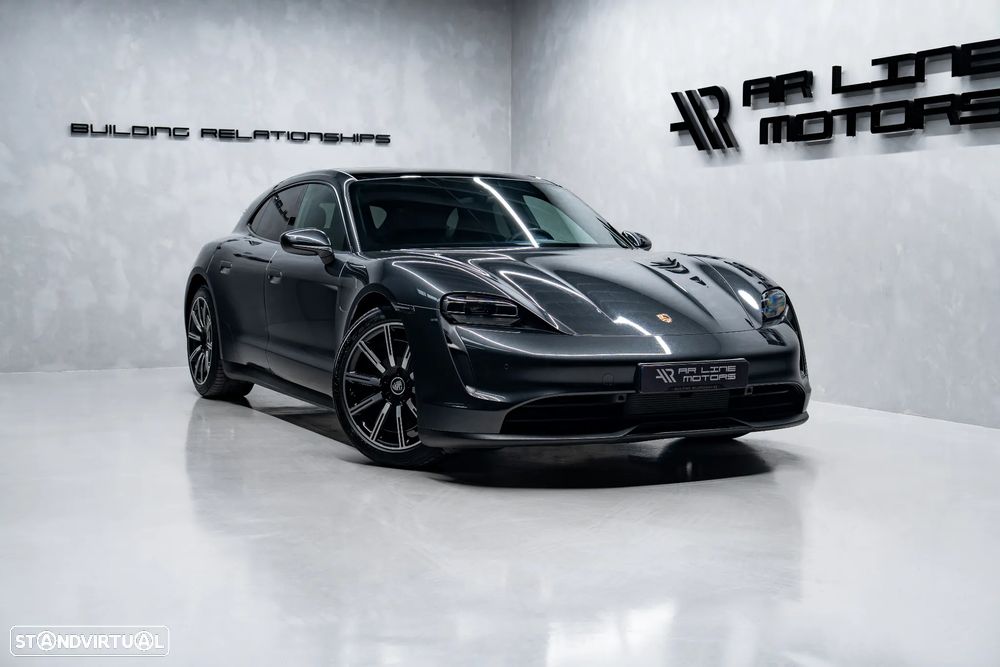 Porsche Taycan Sport Turismo Standard - 3