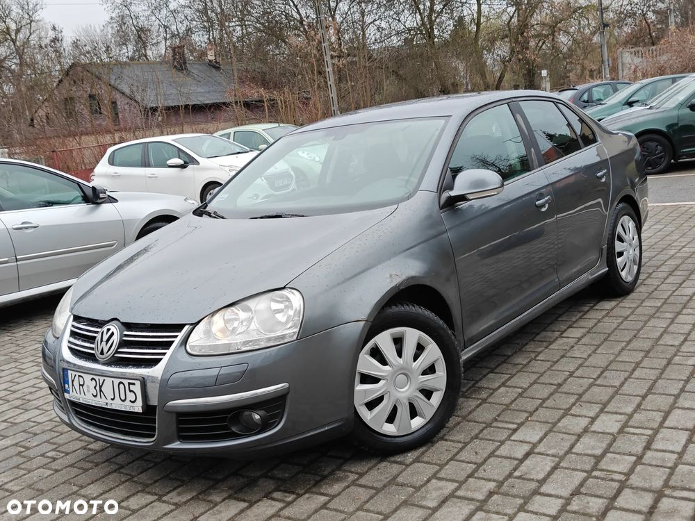 Volkswagen Passat 1.9 TDI Comfortline - 2