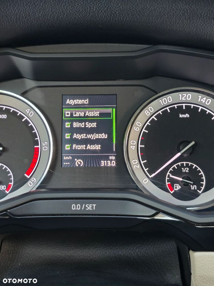 Skoda Superb - 19