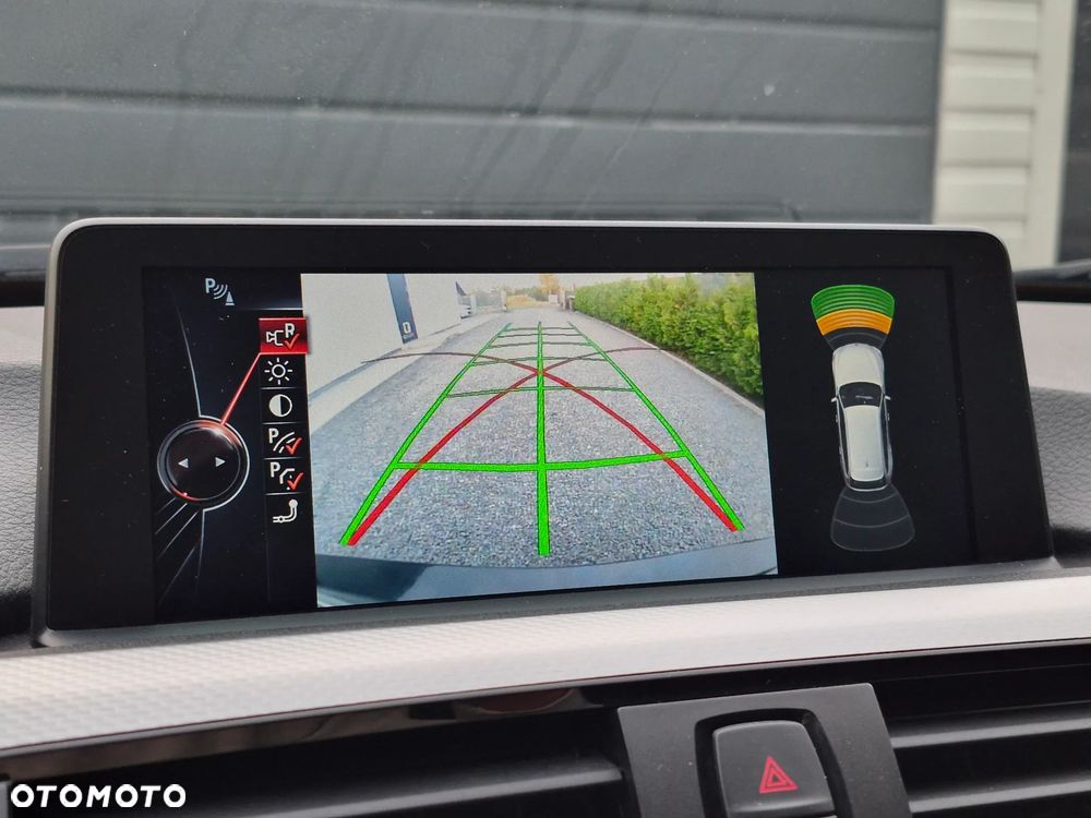 BMW Seria 3 320d - 13