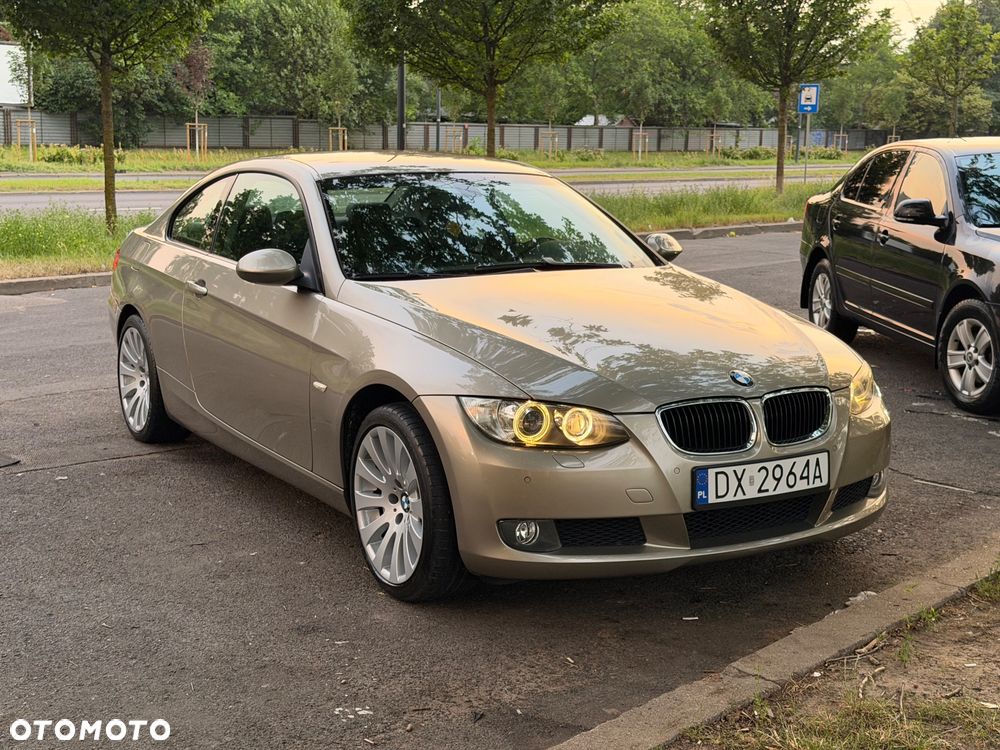 BMW Seria 3 320i - 15