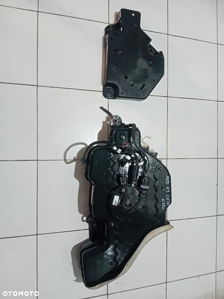 zbiornik ADBLUE kompletny Audi Q3 2.0 TDI 2015 5Q0131969C  5N0131877C - 1