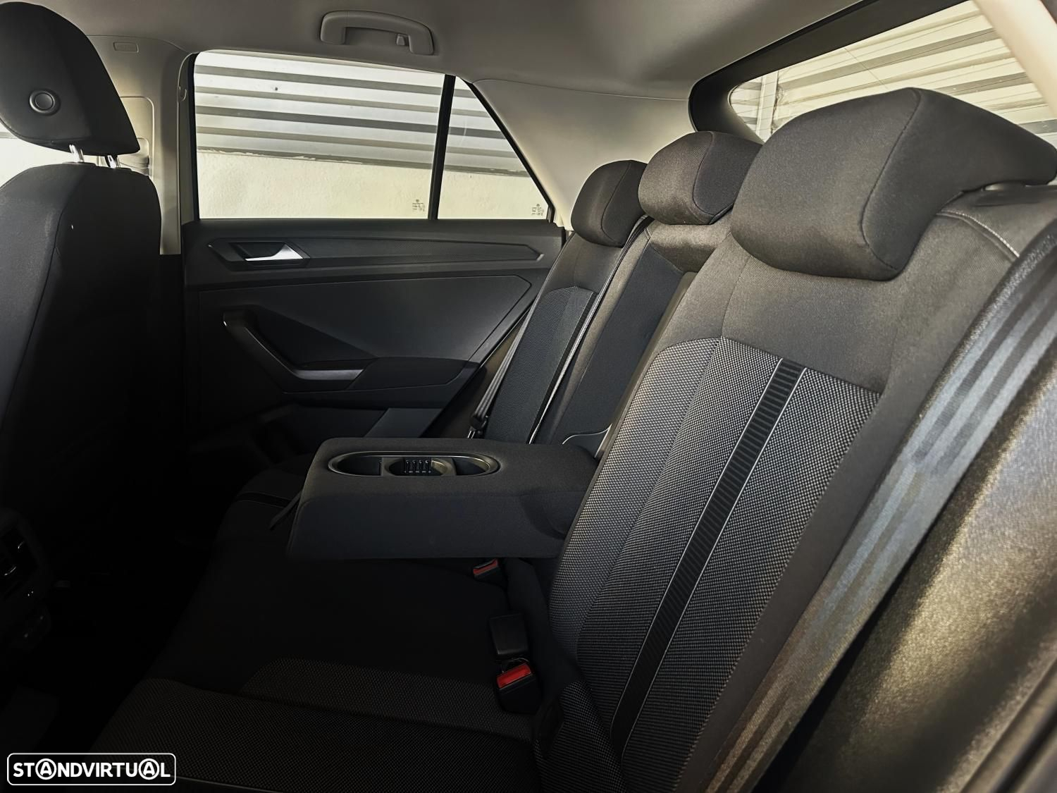 VW T-Roc 1.0 TSI Style - 38