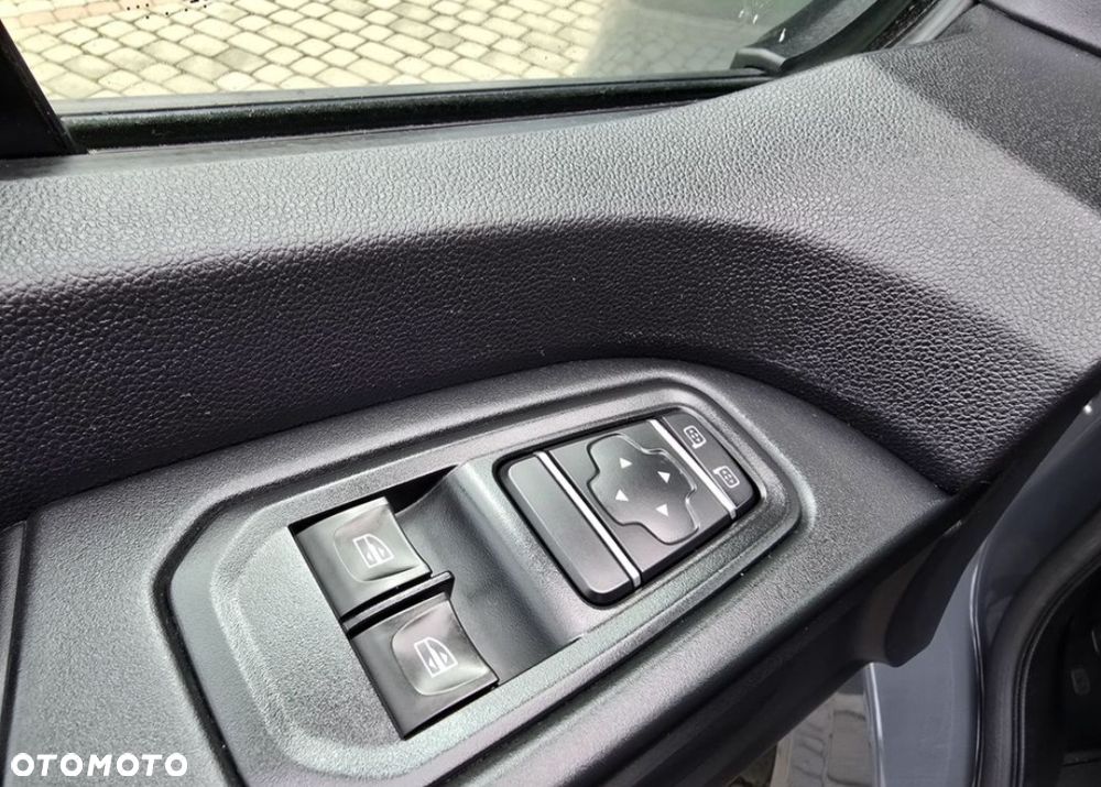 Renault Trafic - 18