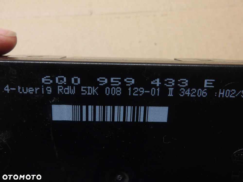 VW POLO IV 9N 3D 1.4B MODUŁ KOMFORTU 6Q0959433E - 4