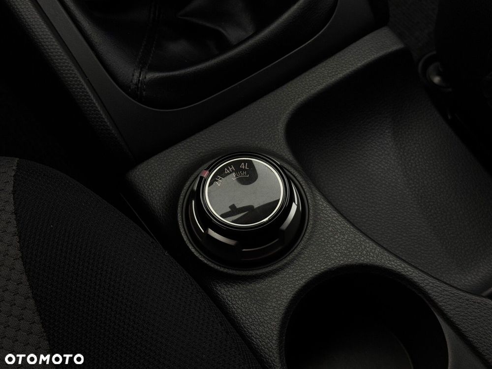 Mitsubishi L200 2.4 d DC Invite EU6 - 26