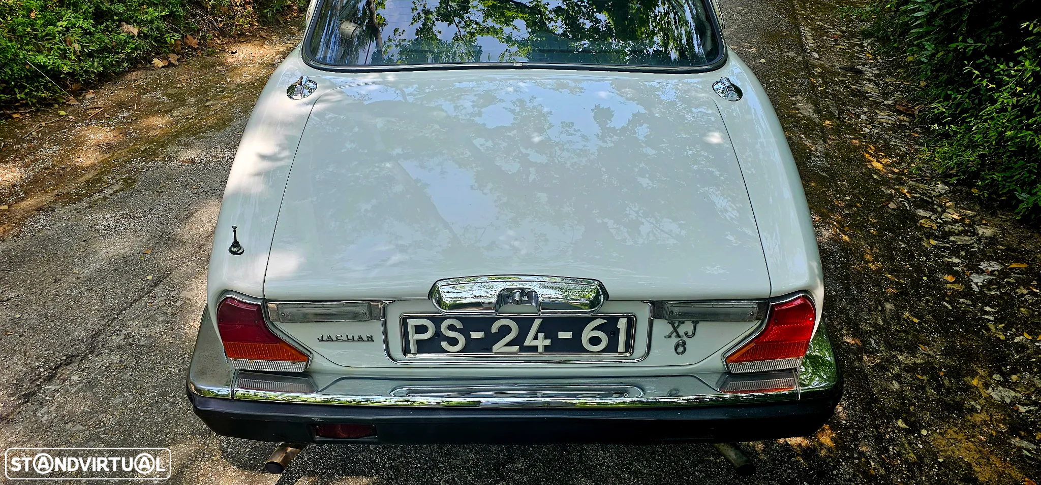 Jaguar XJ - 10
