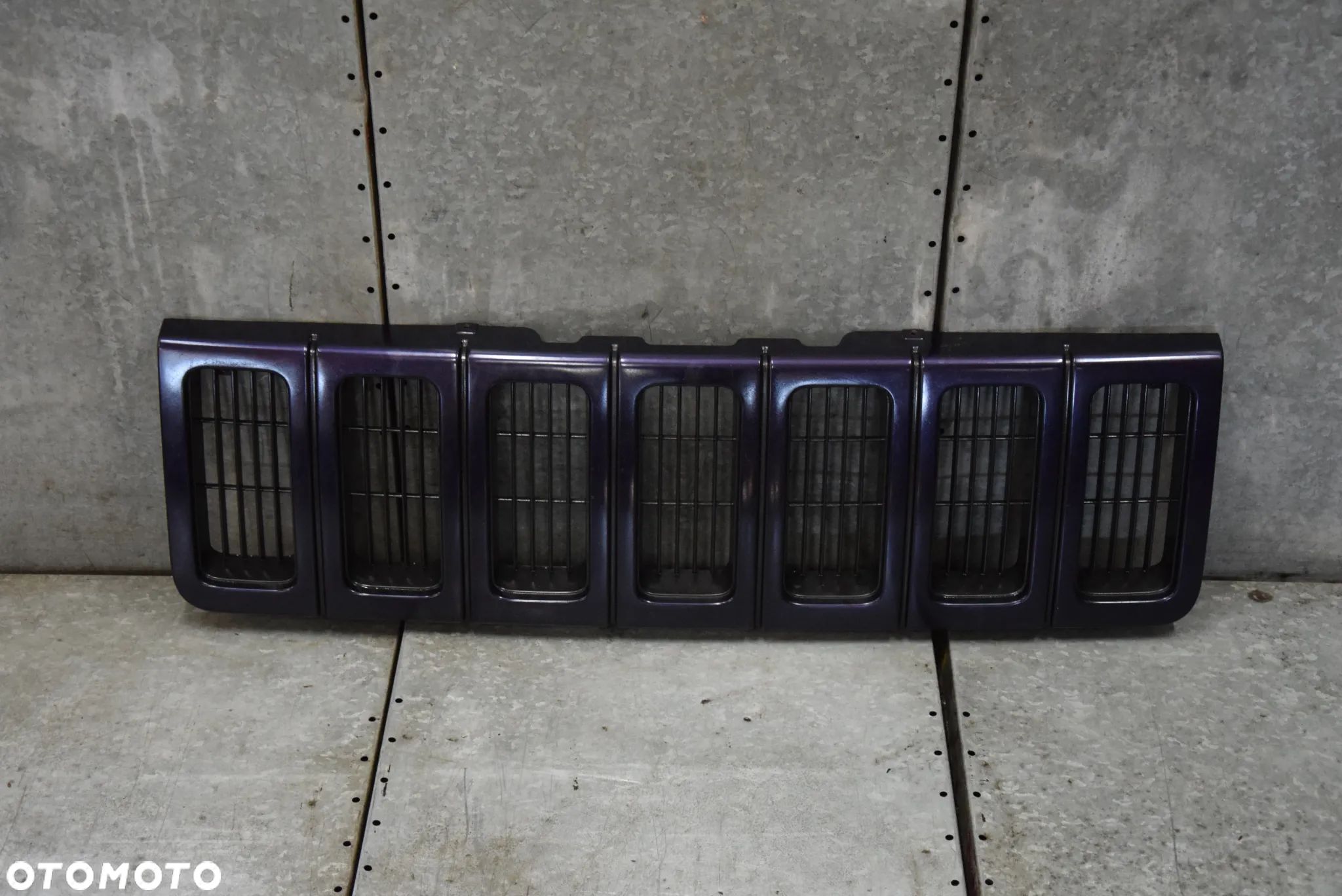 JEEP GRAND CHEROKEE ZJ GRILL ATRAPA - 1