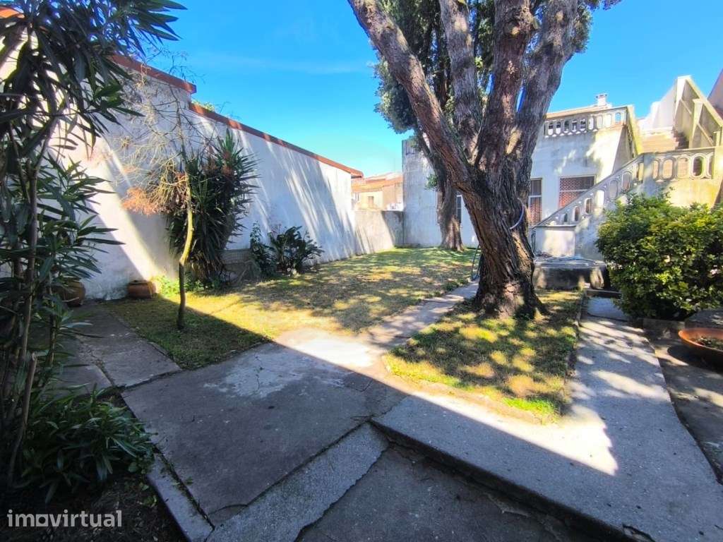 Armazém/ Garagem com 260 m² e Logradouro na Póvoa de Varzim - Grande imagem: 4/25