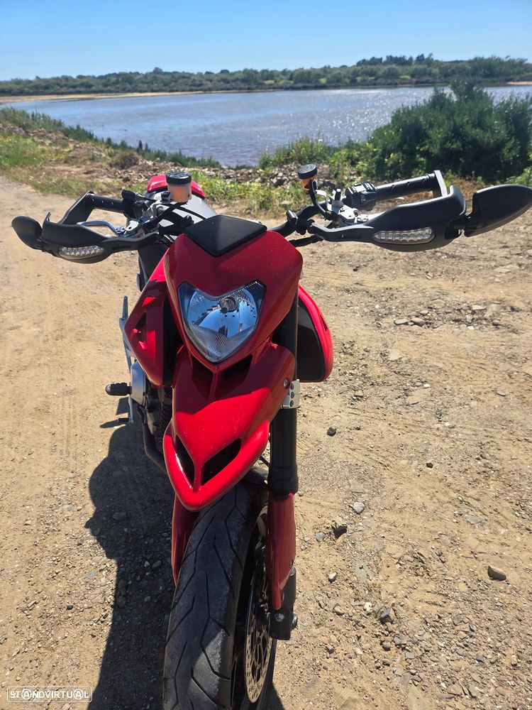 Ducati Hypermotard - 7