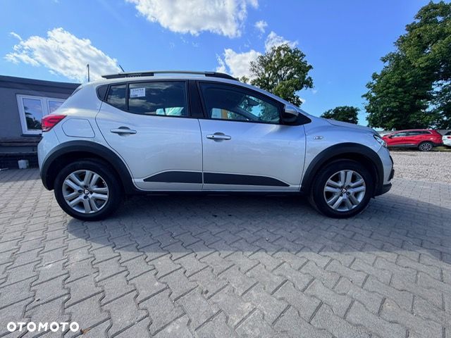 Dacia Sandero Stepway TCe 100 Prestige - 11