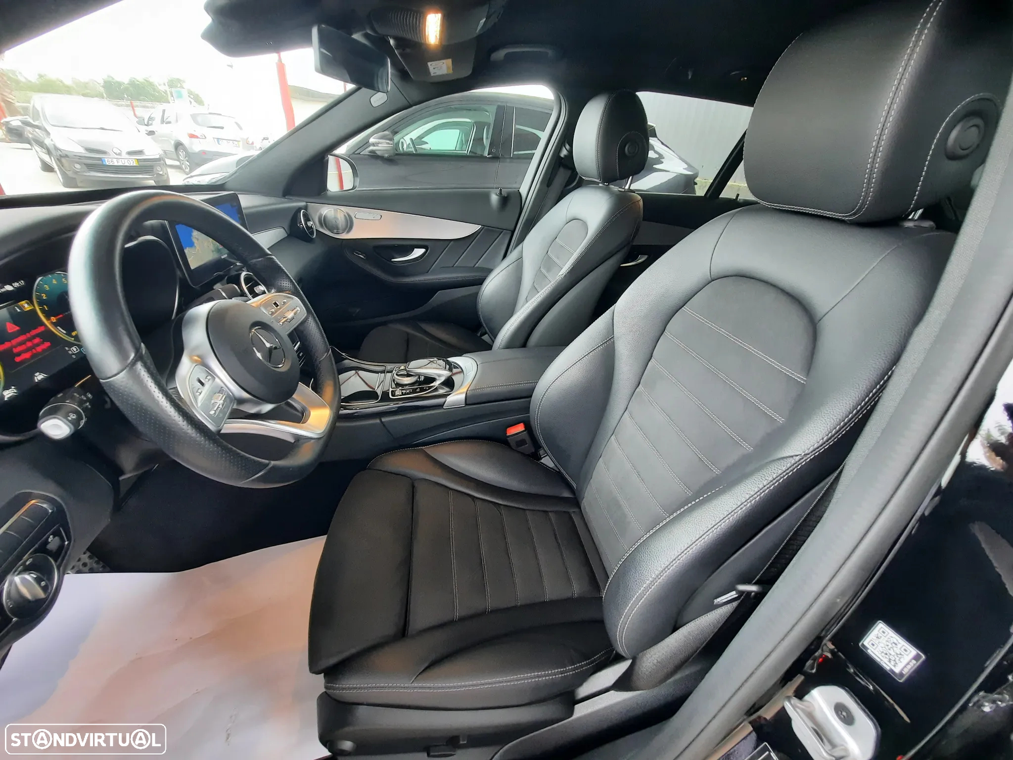 Mercedes-Benz C 300 e AMG Line - 31