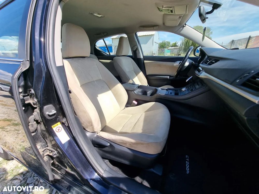 Lexus CT 200h Aut. Luxury - 11