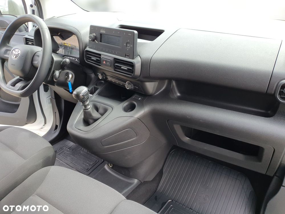 Toyota proace-city - 27