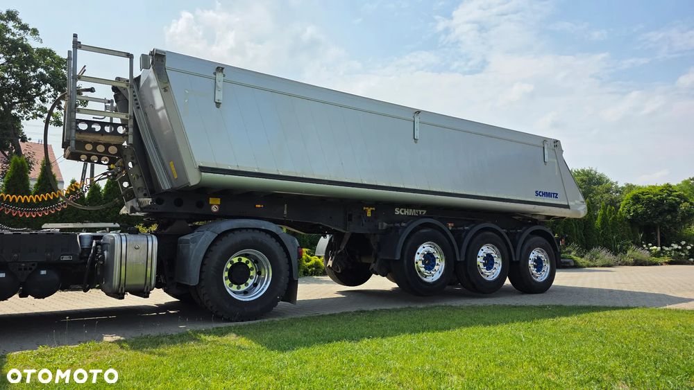 Schmitz Cargobull SKI 24 - 3