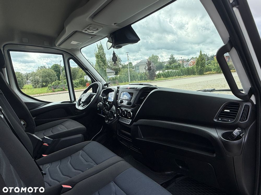 Iveco DAILY 35/50-180 180KM *CHŁODNIA 60 Tyś KM! CARRIER 500 / 10E.Palet/Winda 1000KG Udźwigu! Resor+Poduszka Salon Polska !!! - 22