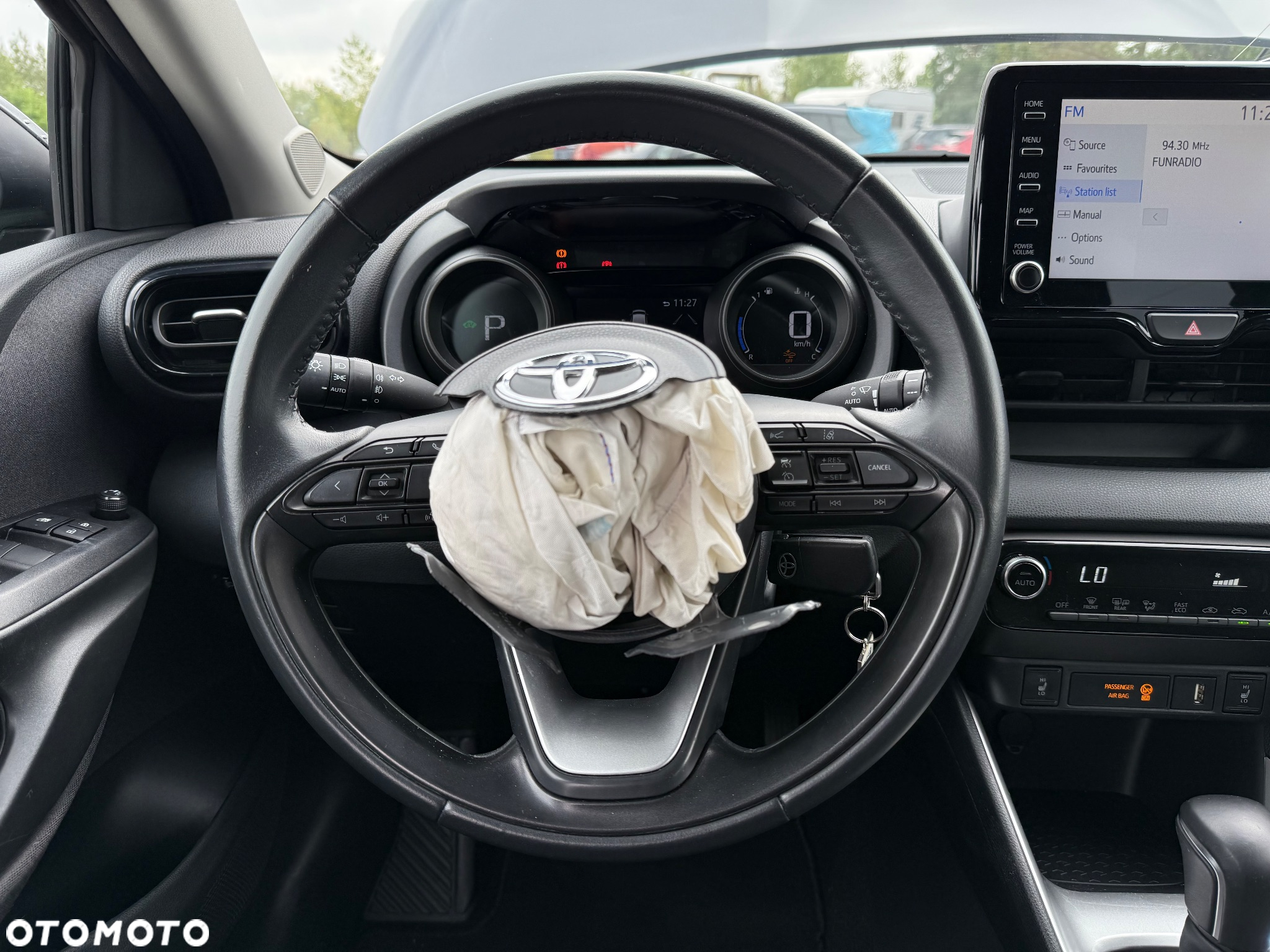 Toyota Yaris Hybrid 1.5 Executive - 16