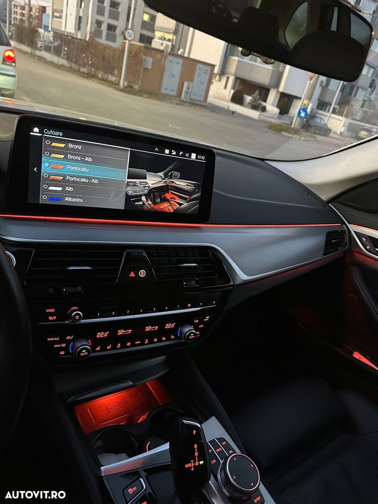 BMW Seria 5 530e Touring Aut. Luxury Line - 29