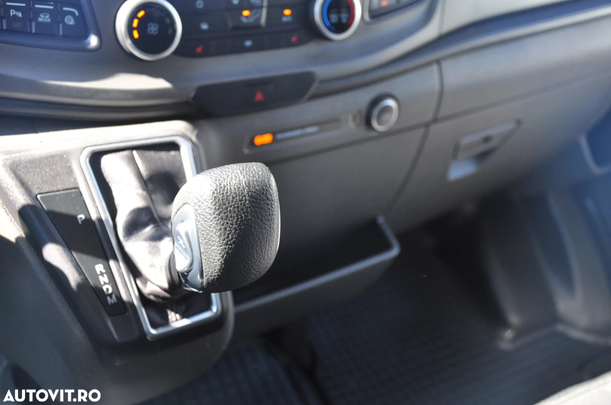 Ford Transit L3H2 Van Automat - 19