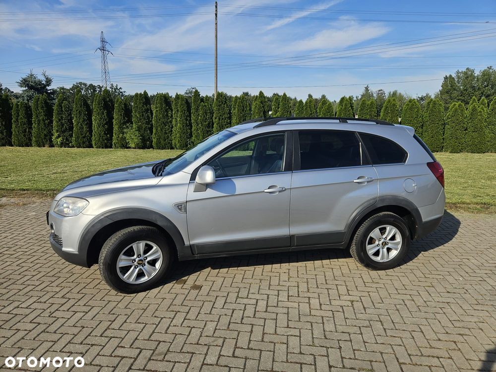 Chevrolet Captiva 2.4 2WD 7 Sitzer LS Family Edition - 3