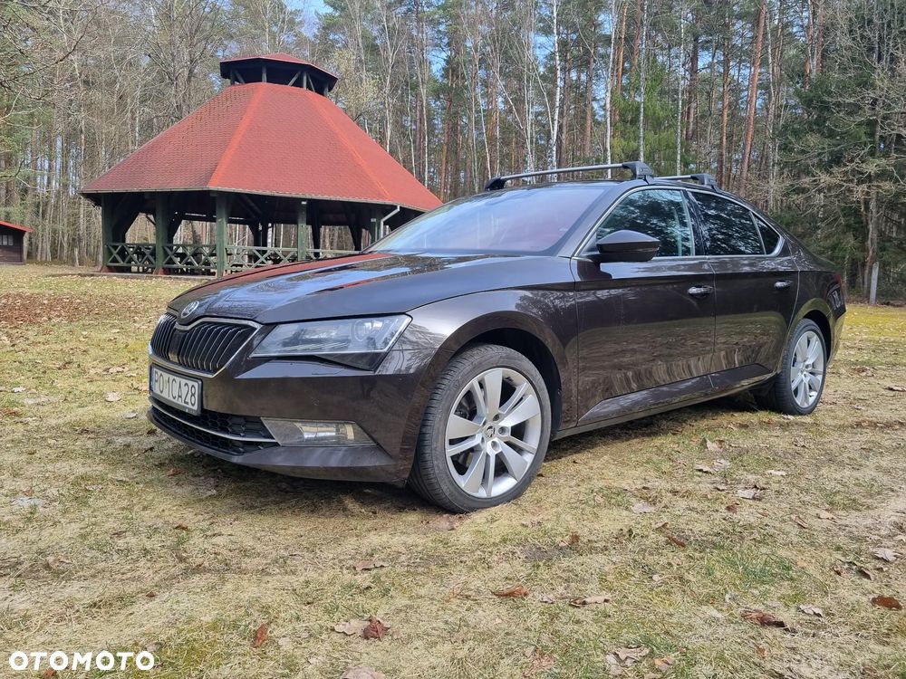 Skoda Superb 2.0 TDI 4x4 Style DSG - 1