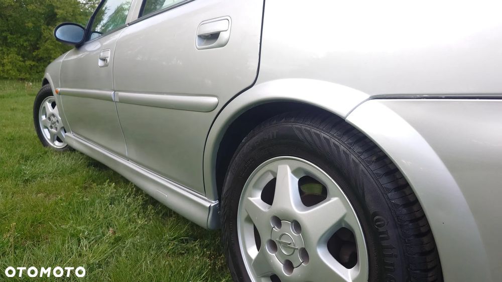 Opel Vectra - 16