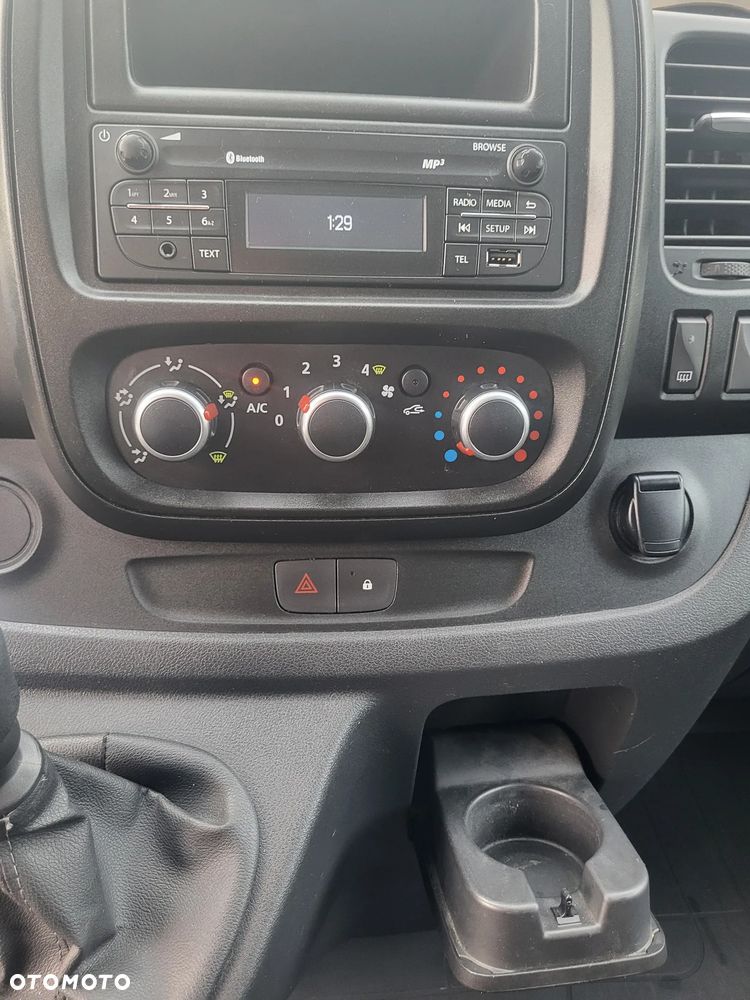 Renault Trafic - 11
