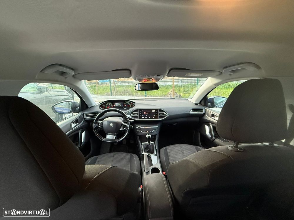 Peugeot 308 1.2 PureTech Allure Pack - 7