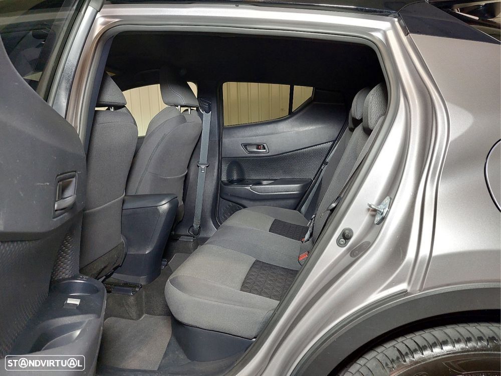 Toyota C-HR 1.8 Hybrid Square Collection - 10