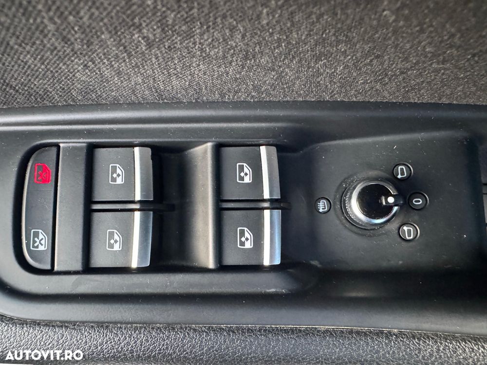 Audi A4 2.0 TDI S tronic - 16