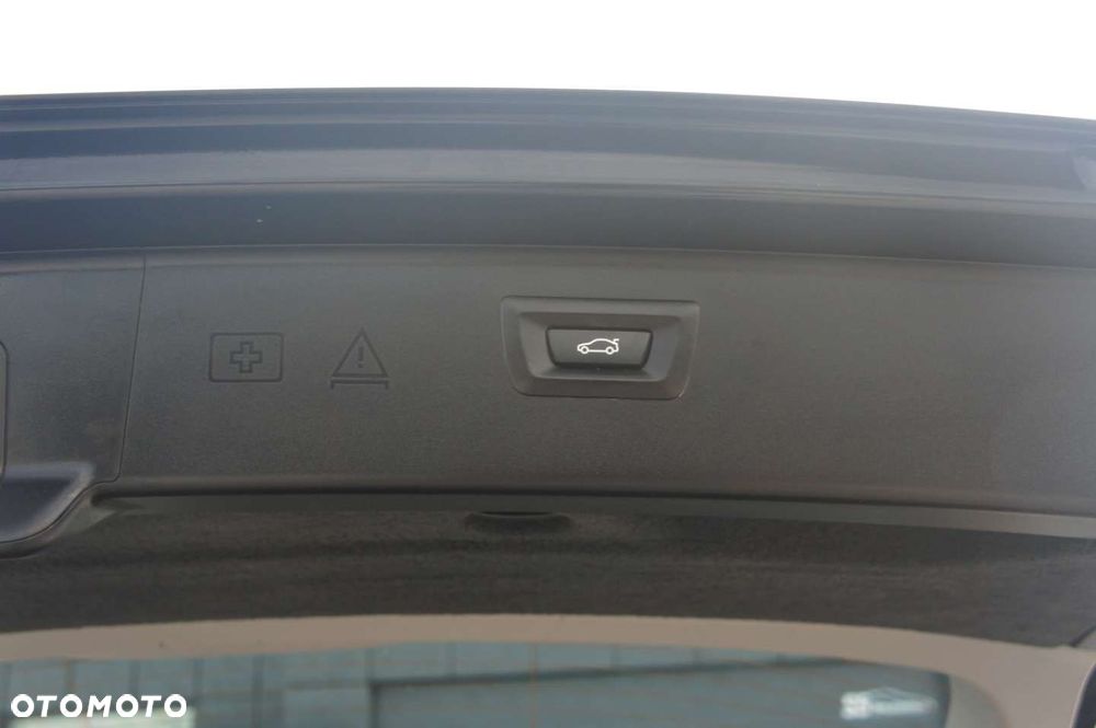 BMW Seria 5 - 23