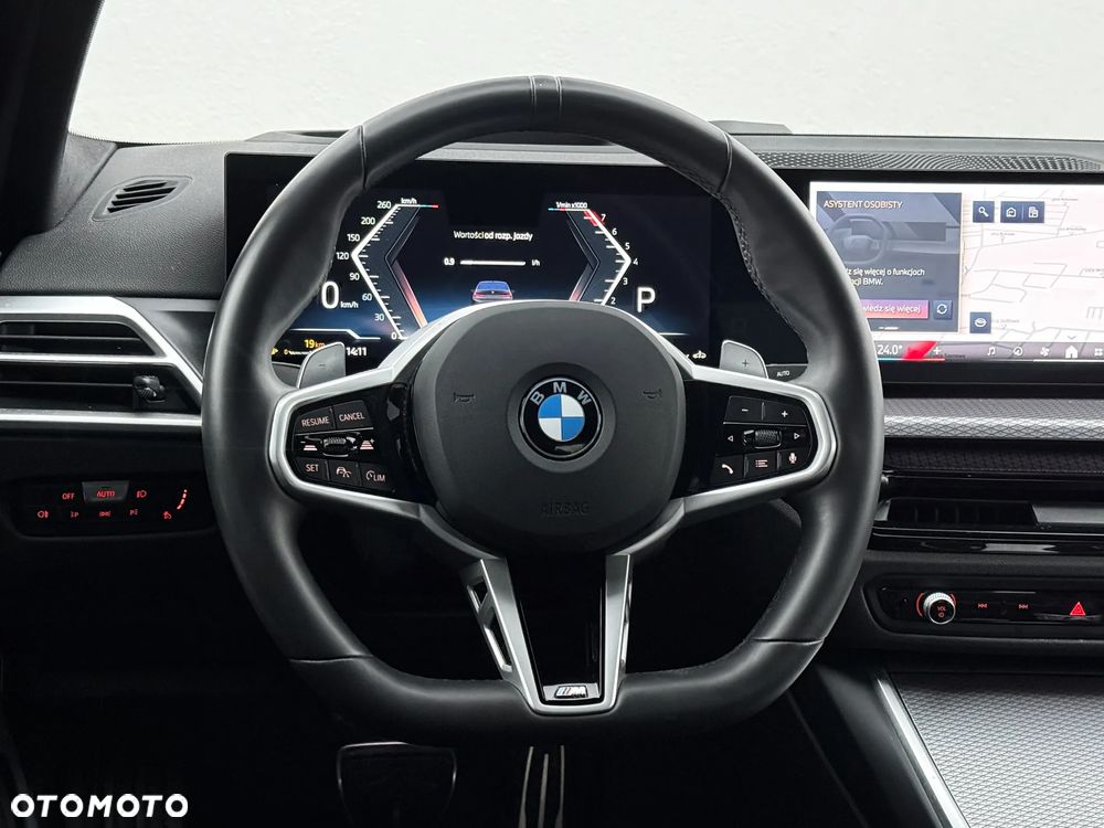 BMW Seria 3 330i xDrive M Sport - 14